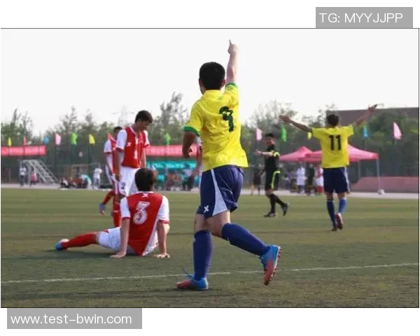 清华大学足球校队：青春拼搏与团队精神的完美结合